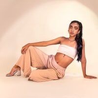 VeroPierce_ webcam model