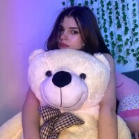 Diana_Powers' Offline Chat Room