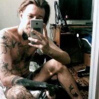 OmeggaMen Ruang Obrolan Offline