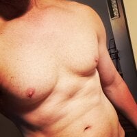 غرفة دردشة MisterSteele دون اتصال