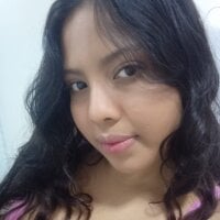 sara_wite webcam model