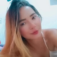 Alise-Mason webcam model