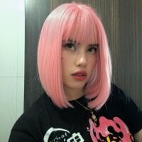 Yessy_kiss webcam model