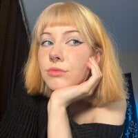 CutieTori webcam model