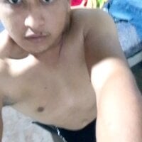 14jael webcam