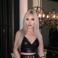 SabinaRyan's Offline Chat Room