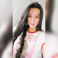 Vanessa_Gold_'s Offline Chat Room