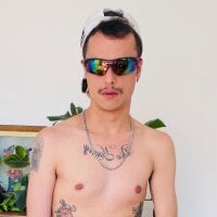 chrisalmeid_
