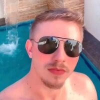jonhblond Offline Chatraum