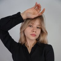 AnjaBreece