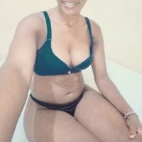 sexcuples' Offline Chat Room