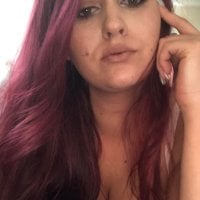 leahkash's Offline Chat Room