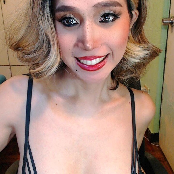 Ezradeliciosa