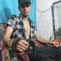 yourskinnybooy webcam