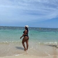 samanthaabloom's Profile Pic