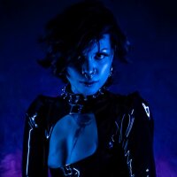 dollpits' Offline Chat Room