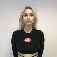 NikaSims' Offline Chat Room