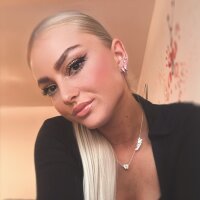 Blonde_ellieLive Webcam