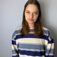 AngelLinaf's Offline Chat Room