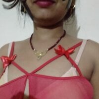 Housewife12 webcam