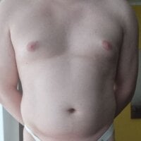 smalldickloser12 webcam