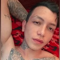 exotico333 webcam model