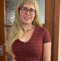 Crystal00Girl webcam model