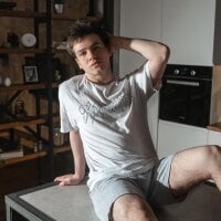 TobiMiles offline chatrum