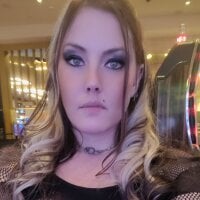 SexiLexi42069101's Offline Chat Room