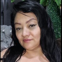 miaboobs19's Avatar Pic