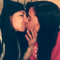 roxxi_isa's Offline Chat Room