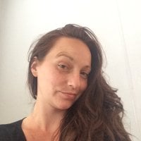 needymilf619's Offline Chat Room