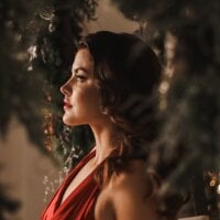 showmeparadise webcam model