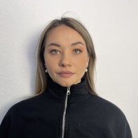 MirelaRaw's Offline Chat Room