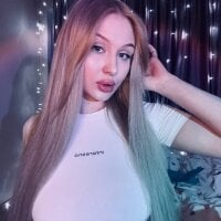Emelia_Angel's Avatar Pic