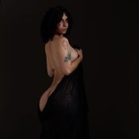 EstefaniaVelez_'s Avatar Pic