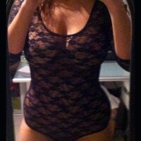 ananas-x's Offline Chat Room