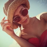 Sofia__HoneyFox's Offline Chat Room