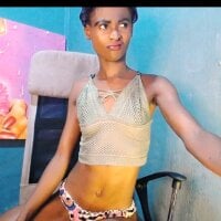 Ebonylove18's Offline Chat Room