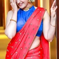 O1Votka webcam model