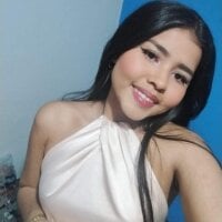 CahitlinRocks' Offline Chat Room