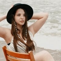 ElizabethBronks' Avatar Pic