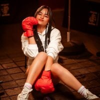 _Victoria_foxx model avatar