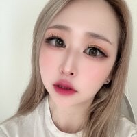 YUIKOxx webcam model