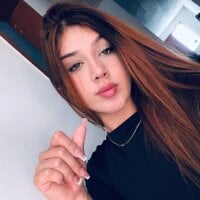 EmaAdamss1 webcam model