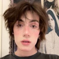 kira_yoshika9e model avatar