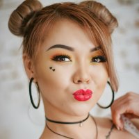 LinaKimmi Offline Chatraum
