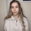 ElinorCross' Offline Chat Room
