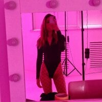 norahappiness1's Offline Chat Room