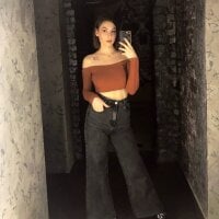 ErinJewel's Offline Chat Room